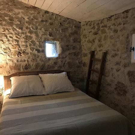 Bergerie Eco-Gite Serre Rouge Durban-Corbieres Екстер'єр фото